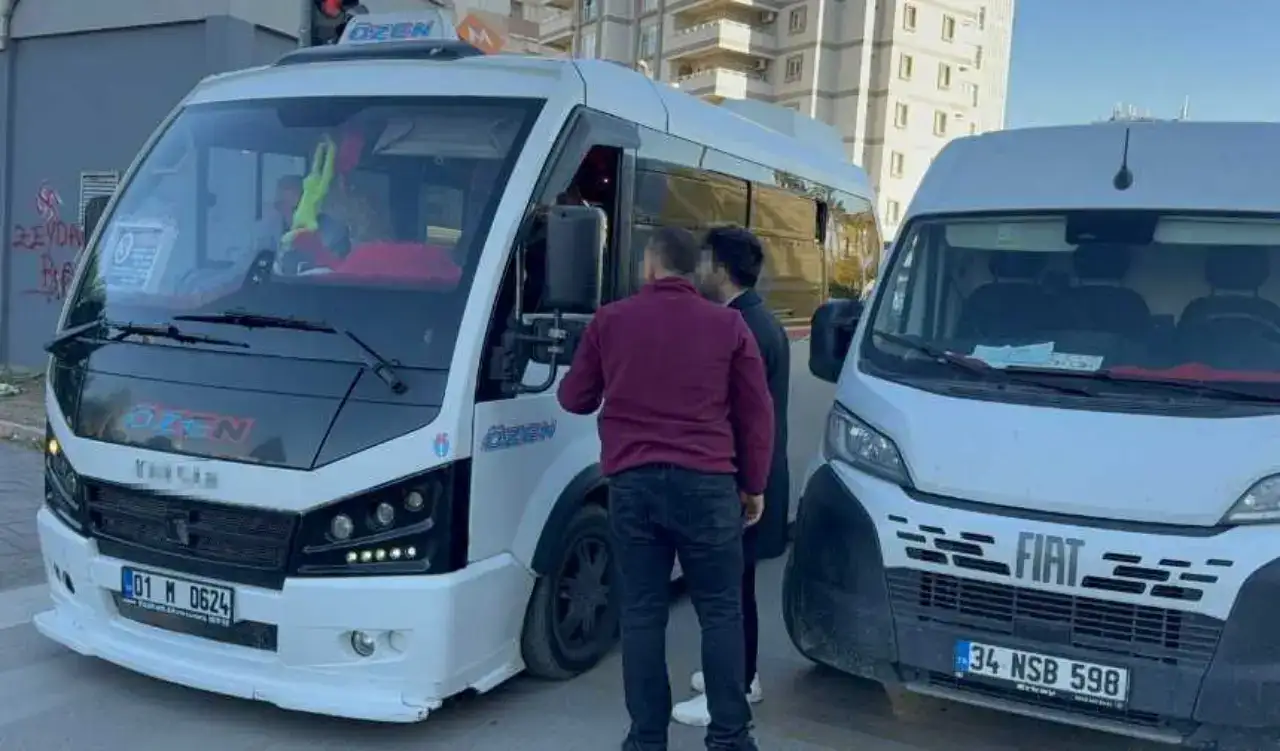 Adana’da Yol Verme Tartışması Kavgaya Dönüştü: O Anlar Kamerada! 1